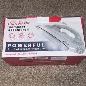 Sunbeam Compact Steam Iron